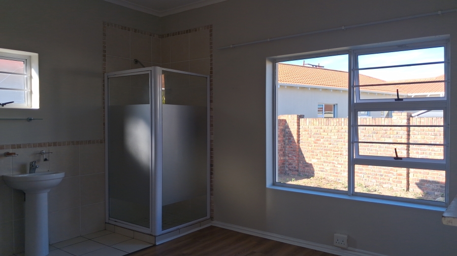 2 Bedroom Property for Sale in Rowallan Park Eastern Cape